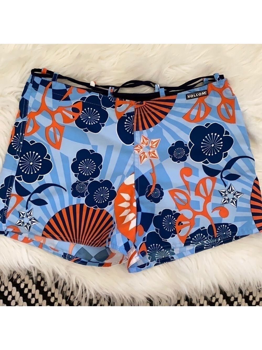 Y2K Vintage Volcom blue swim/board shorts